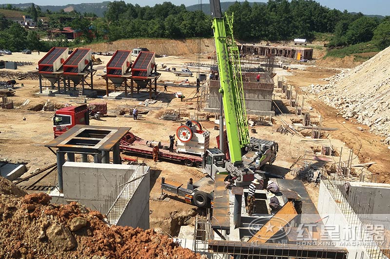 固定破碎站安装搭建现场